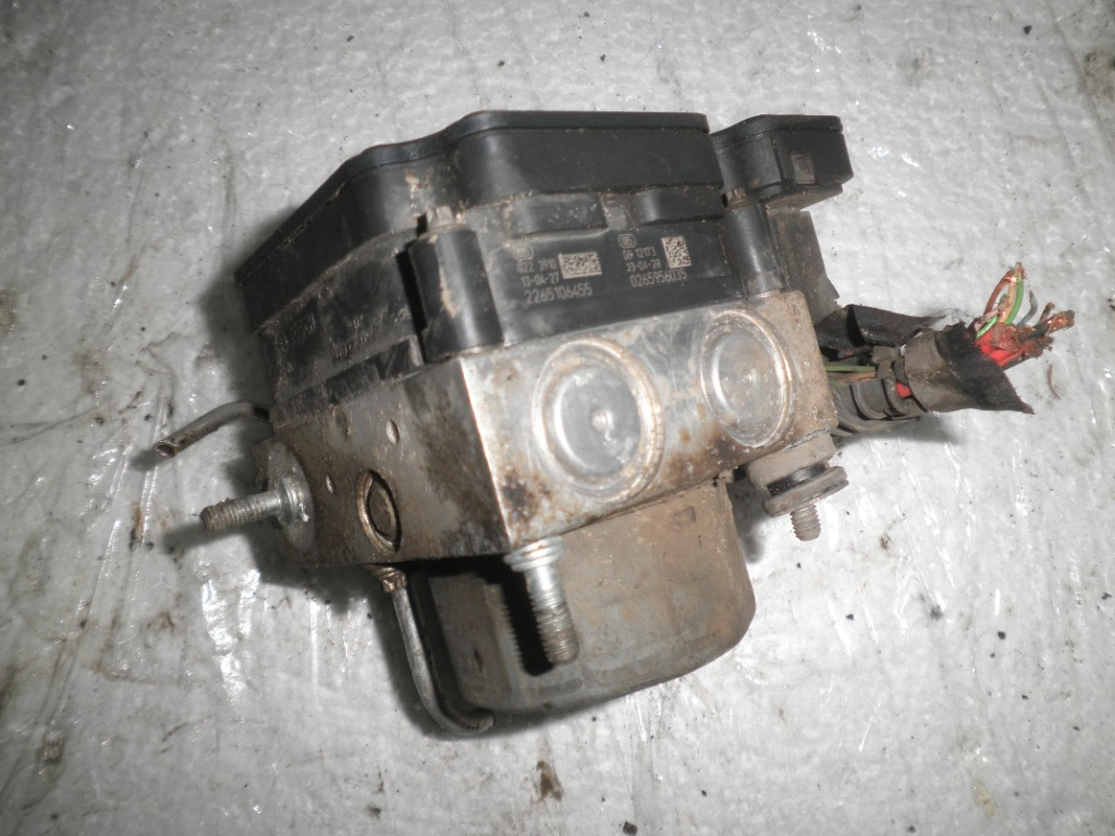 Pompa ABS Dacia Sandero 2 2013 476608644R 0265956035