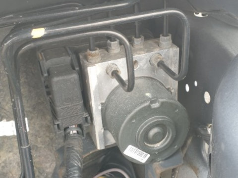 Pompa ABS pentru Mazda 3