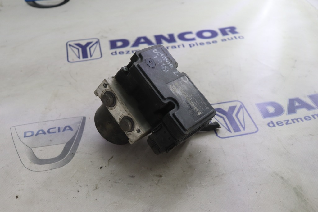 POMPA ABS SKODA OCTAVIA 2 1.9 TDI / AN 2010 / 1K0907379AF