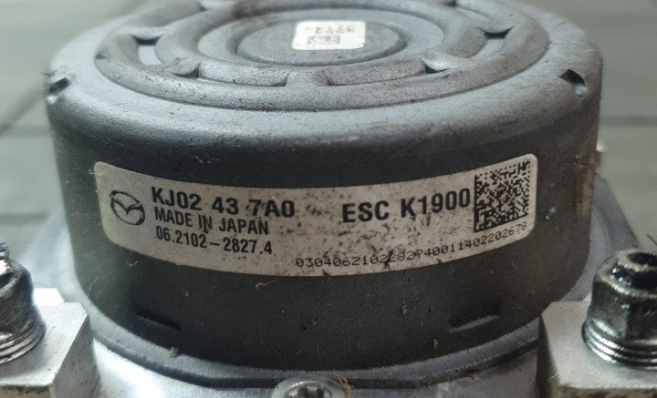 Pompa ABS / Unitate ABS Cod: KJ02437A0 M