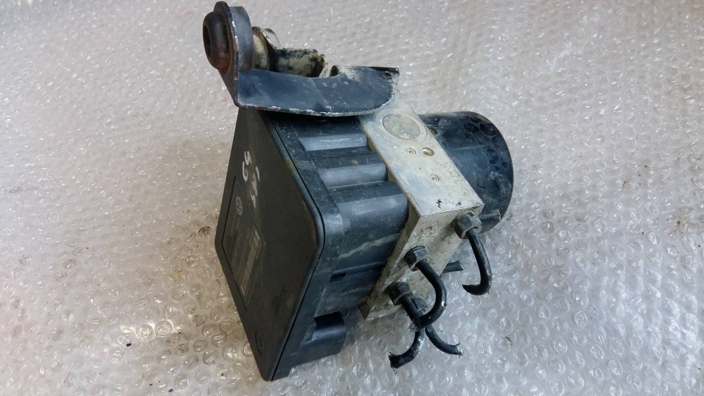 Pompa abs vw golf 4 1.9 sdi 1c0907379c 1j0614117e