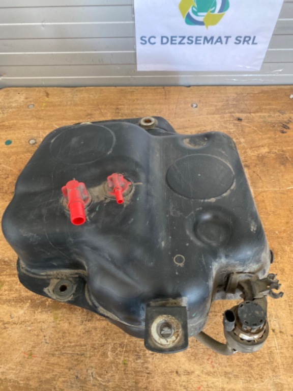 Pompa ADBlue Audi A5 cod 8K0131878 4020311 AB