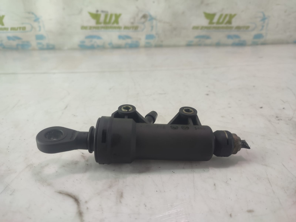 Pompa ambreiaj 11638992 BMW Seria 3 E46 [1997 - 2003] 2.0 d 204D1
