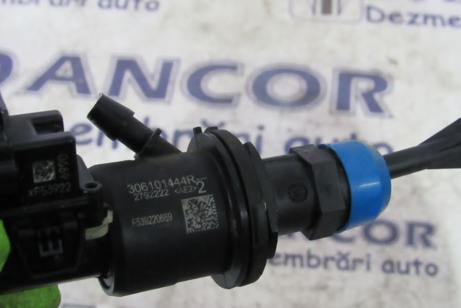 POMPA AMBREIAJ DACIA DUSTER - COD 306101