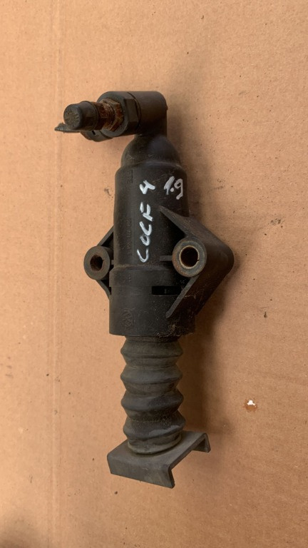 Pompa ambreiaj VW Golf 4 1.9 diesel 1J0721261E