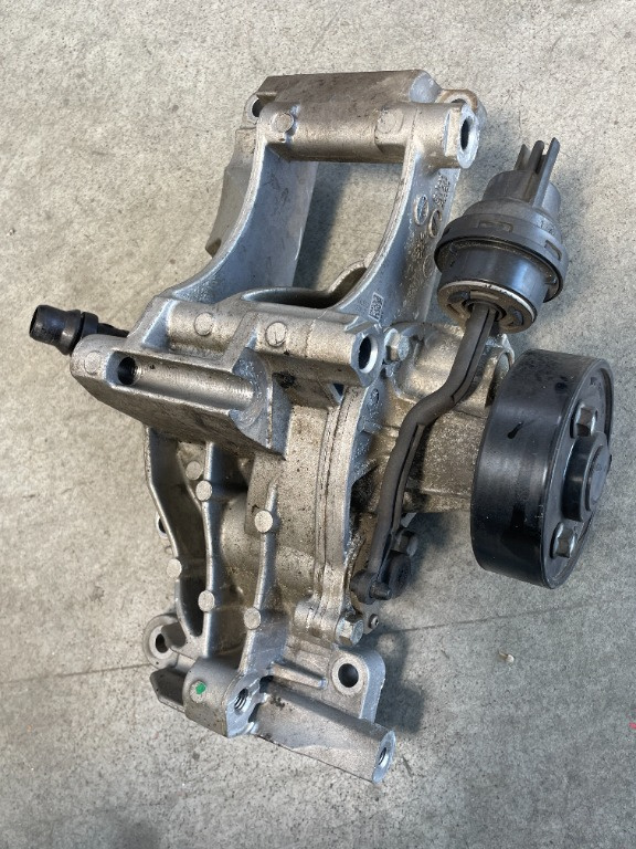 Pompa apa Bmw diesel B57 cod 8574052 - 8588887