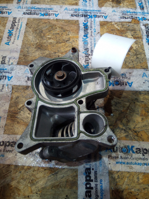 Pompa apa Bmw Seria 1 E87 an 2008 N47 cod piesa 7797640