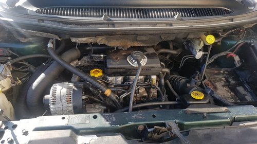 Pompa benzina Chrysler Voyager 2000 2,5 