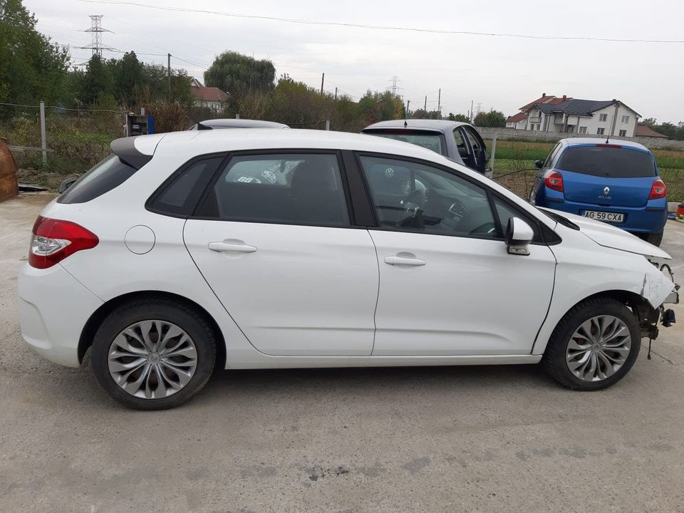 Pompa benzina Citroen C4 2013 hatchback 