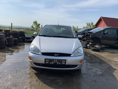 Pompa benzina Ford Focus 2001 hatchback 1,6 benzin