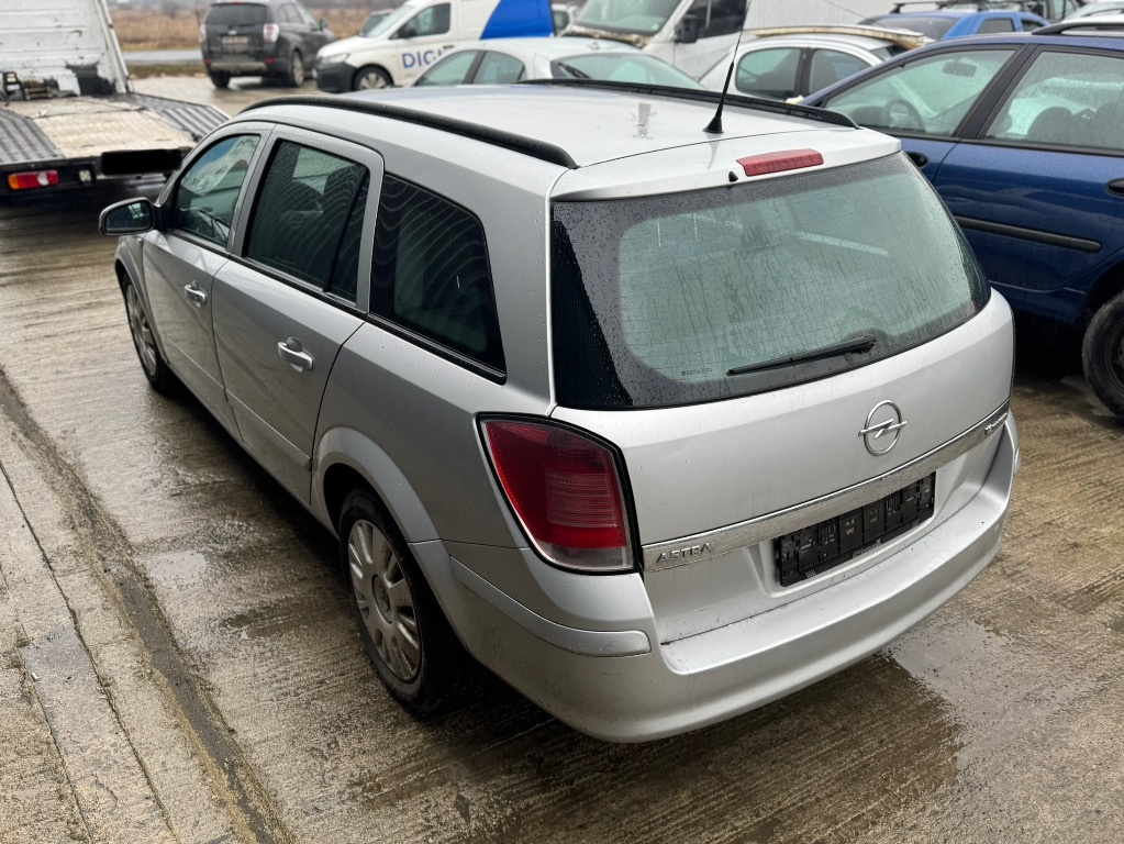 Pompa benzina Opel Astra H 2005 Combi 1.