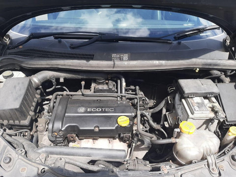 Pompa benzina Opel Corsa D 2010 Hatchback 1.4 i