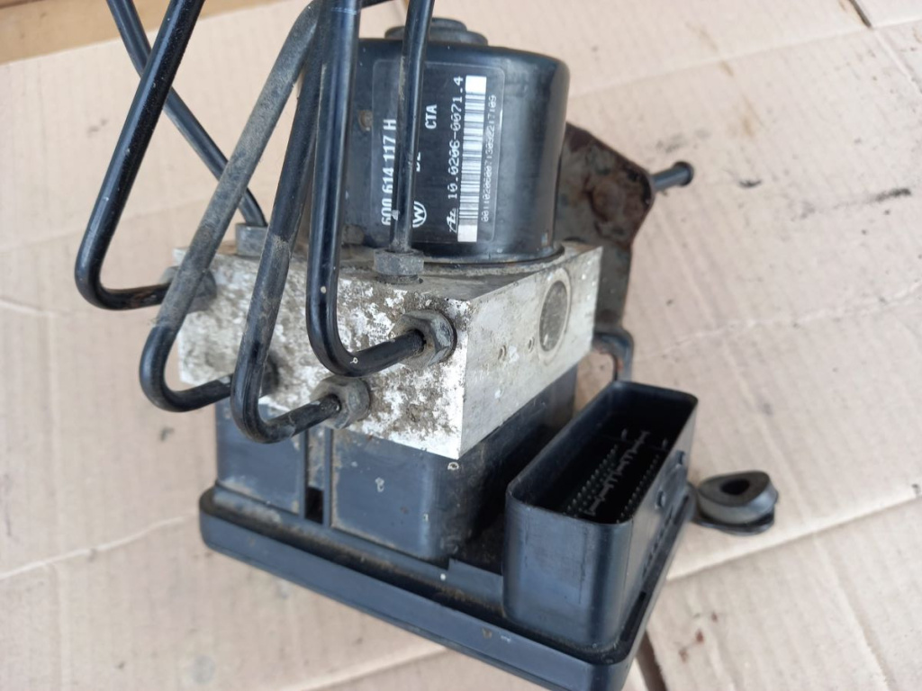 Pompa centralina unitate ABS Vw Polo motor 1.2 12v