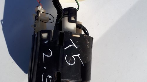 Pompa combustibil in rezervor vw r5 2.t