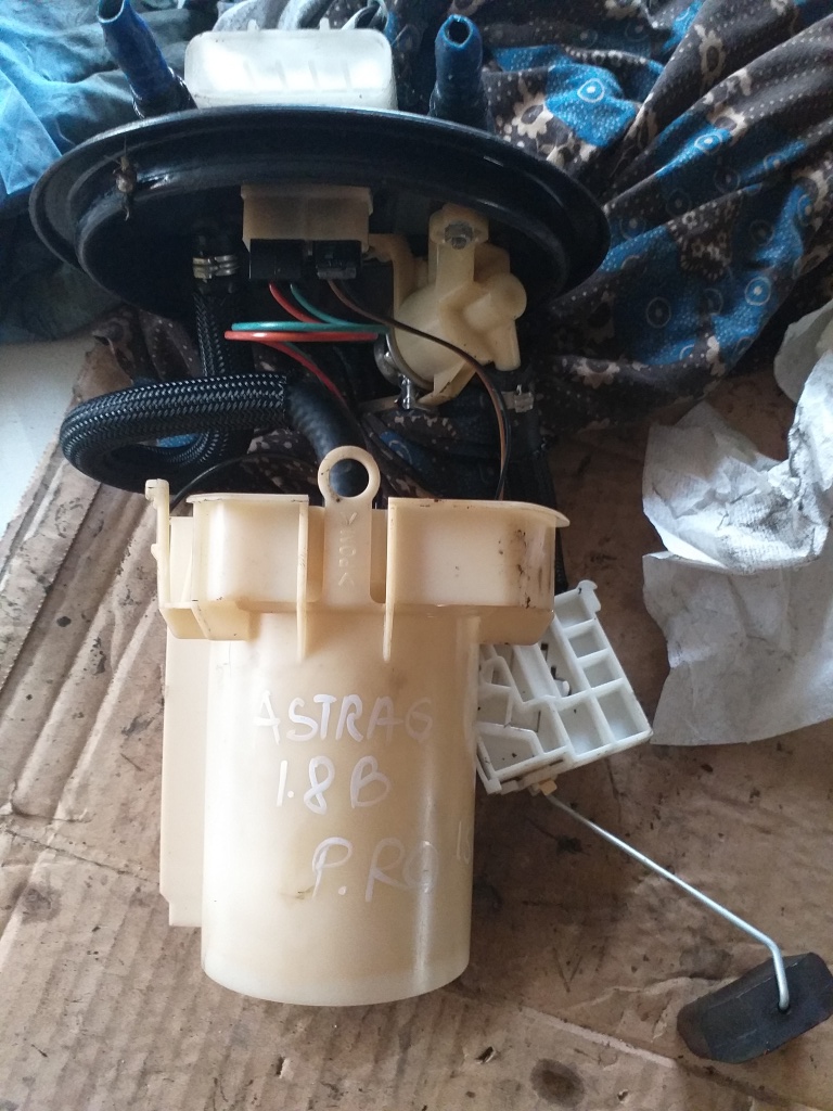 Pompa combustibil Opel Astra G 1.8 benzina cod produs:9157692 0580313060