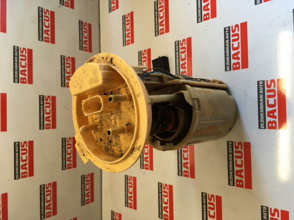 Pompa combustibil Volkswagen Golf 5 cod: 1k0919050d