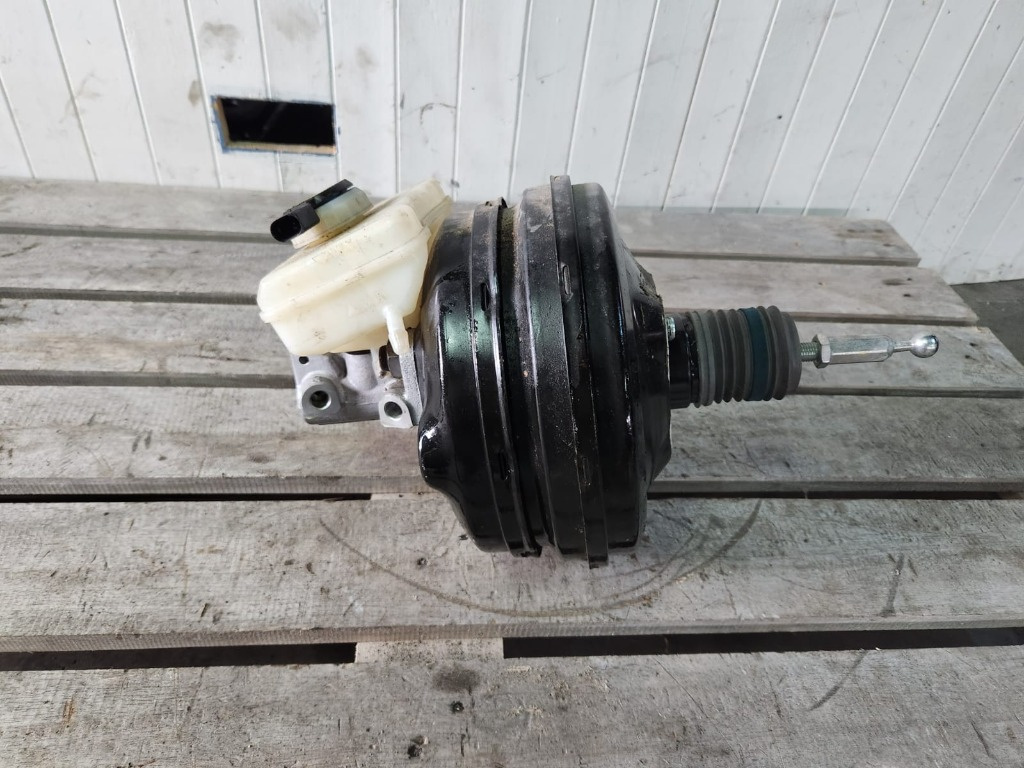Pompa de frana Audi A4 B8 1.8 TFSI combi an de fab
