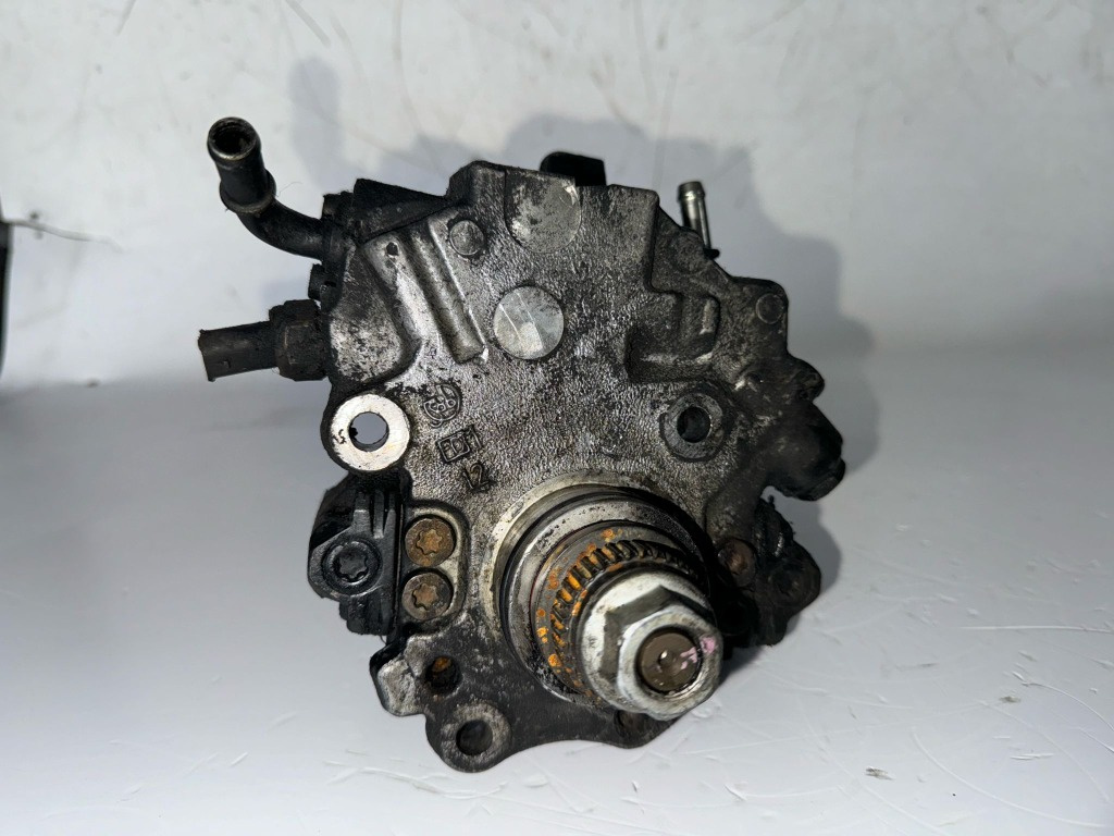 POMPA DE INJECTIE / INALTA PRESIUNE MERCEDES E-CLASS (W212) / C-CLASS (S205) / SPRINTER (W906) A6510700901