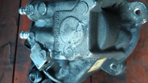 Pompa inalta Audi A4 B8 2.0 TDI motor CA