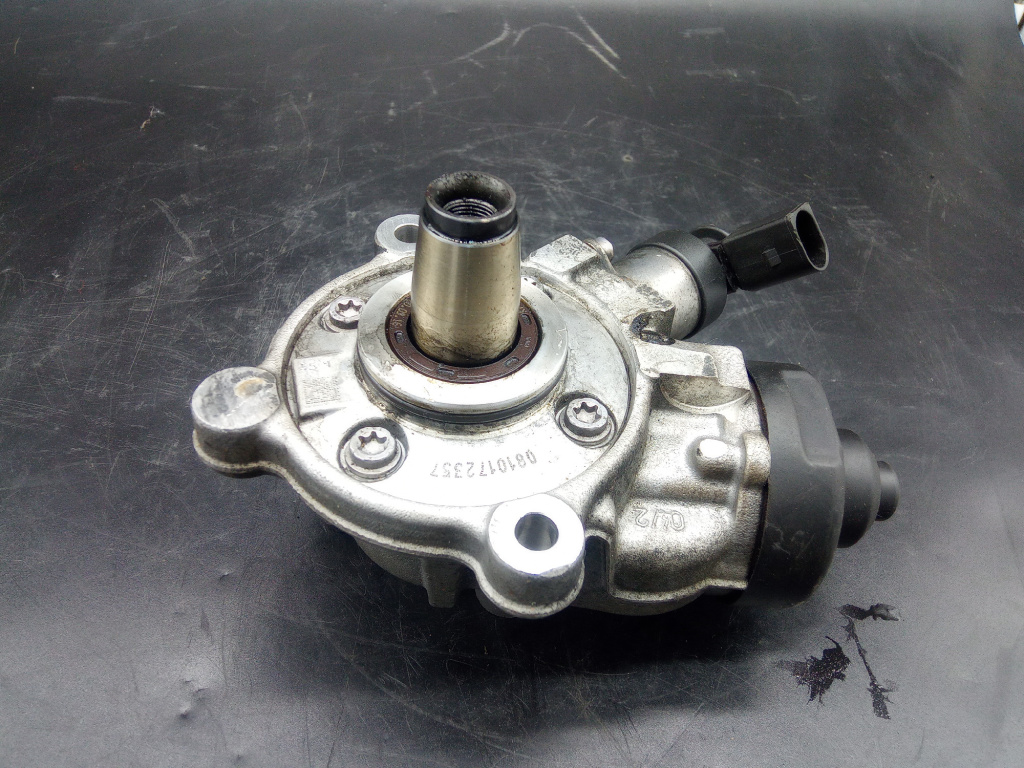 Pompa inalta f15/f22/f25/f87/f85 Bmw F15/f22/f25/f87/f85 an 2012 cod piesa 8514138