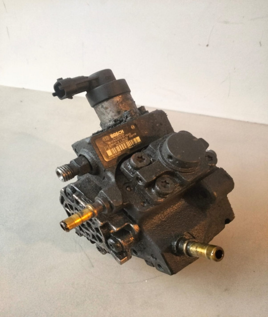 Pompa inalta presiune 1.6 Diesel 0445010102 Peugeot 307 [2001 - 2005]