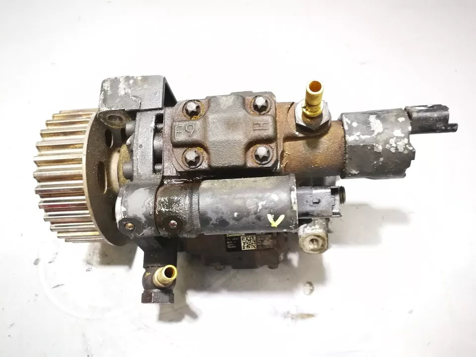 POMPA INALTA PRESIUNE 8200821184 Renault MEGANE 3 an 2008-2015 cod piesa 8200821184