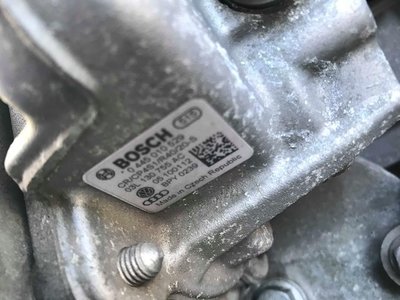 Pompa inalta presiune Audi A4 B8 2.0 TDI CGLC 2012