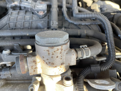 Pompa Inalta Presiune cu Senzor Regulator Volkswagen Polo 6R 1.4 TSI CAVE 2010 - 2014 Cod 03C127026E