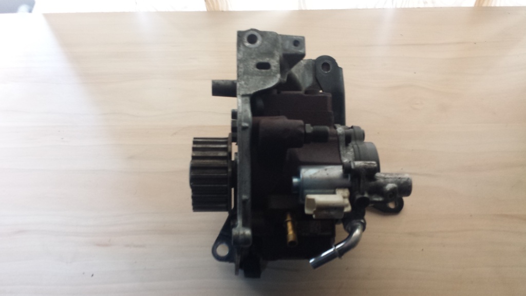 Pompa inalta presiune Ford Focus 3 1.6 tdci A2C53384062