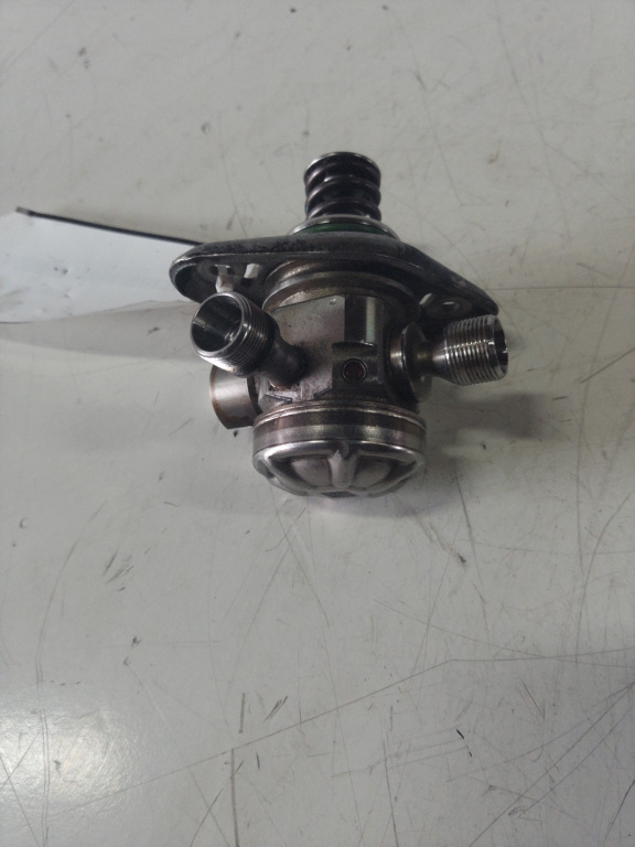 Pompa inalta presiune / injectie Mercedes-benz W177 an 2021 M 282.914 , 1332 cmc / 1.3 l , 109 CP BENZINA cod piesa A2820700001