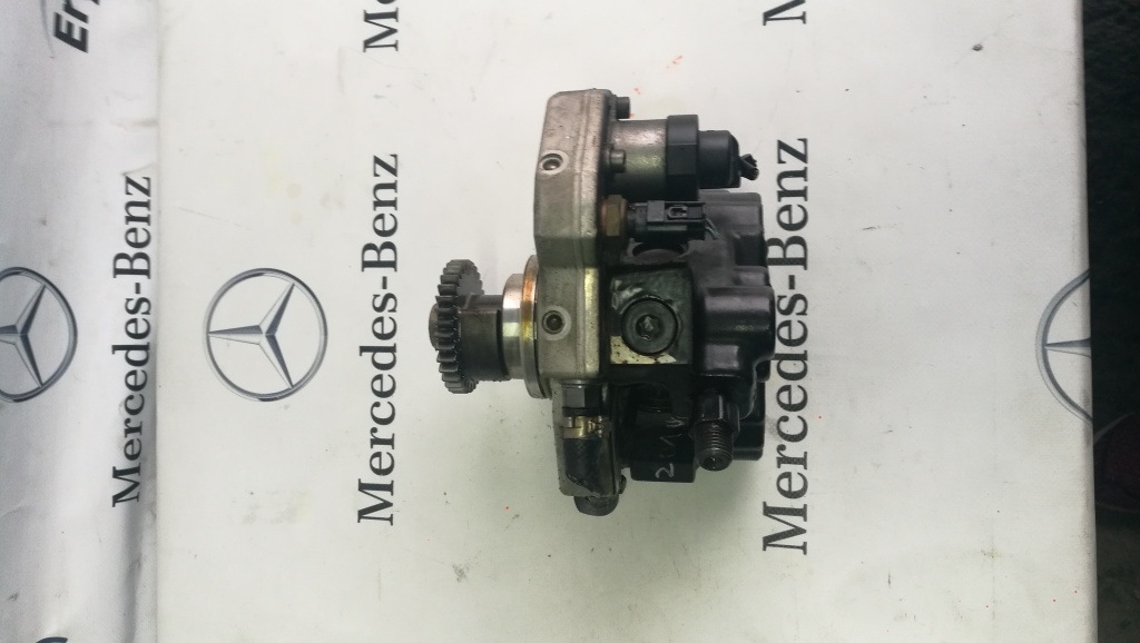 Pompa inalta presiune injectie pentru Mercedes ML W166 A6420104308 A6420701201 0445010244