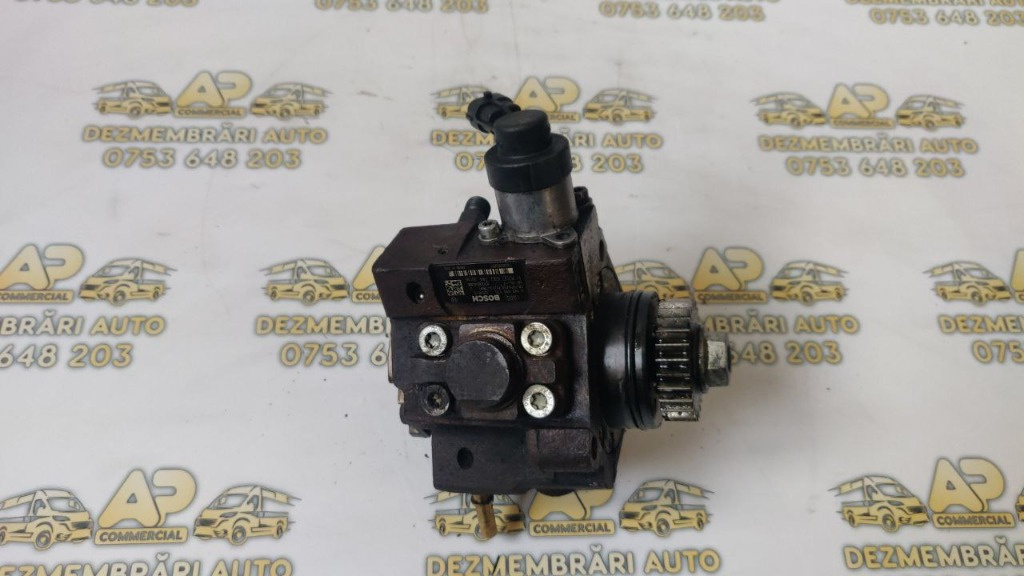 Pompa inalta presiune Nissan Qashqai 2.0 dCi tractiune integrala 150 CP cod: 0445010170