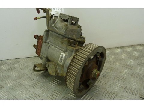 Pompa inalta presiune/Pompa injectie Mitsubishi L200 1999 2.5 Diesel Cod Motor: D465