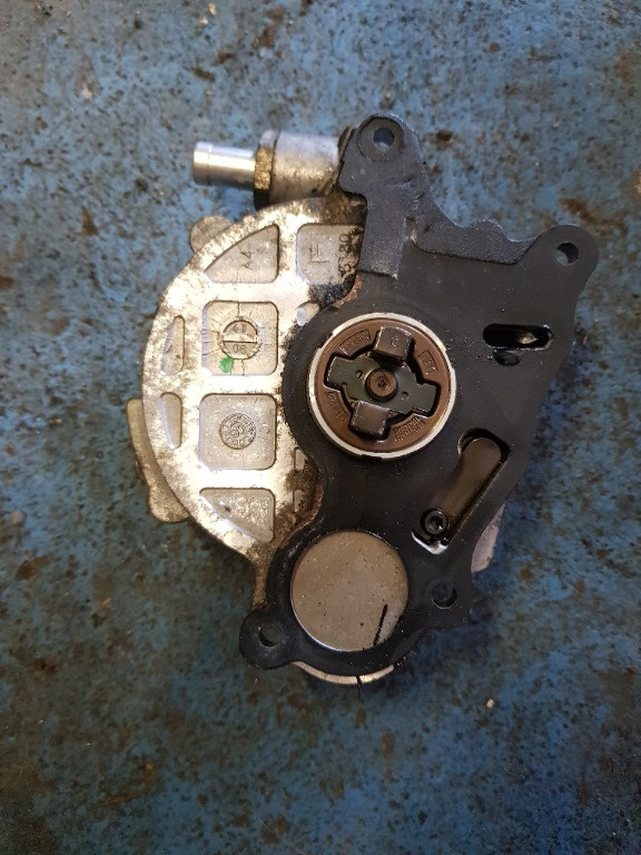 Pompa inalta presiune / Vacuum Audi A4 B