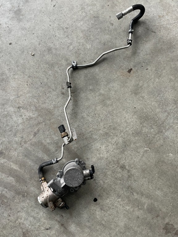 Pompa inalta presiune VW/Audi 3.0 TFSI cod 06E103535A