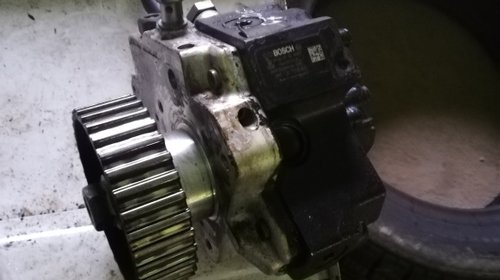 Pompa inalta VW Crafter 2.5 TDI cod 0445