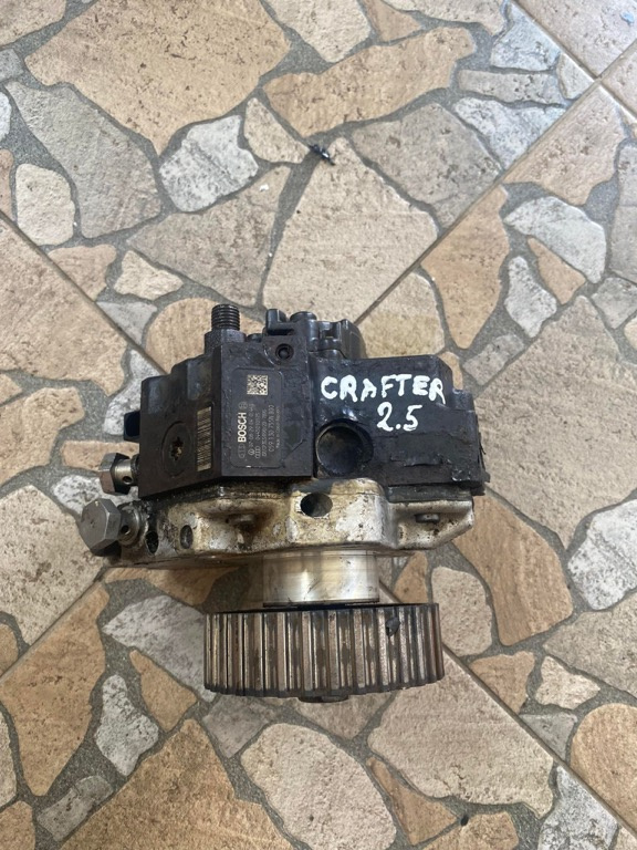 Pompa inalta VW Crafter 2.5 TDI cod 0445010125 059130755N tip motor BJL BJK BJM