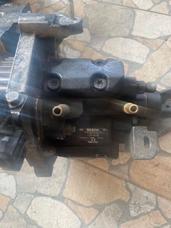 Pompa inalte 1.9 dci renault megane 0445010018 7700111010