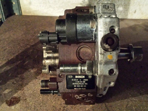 Pompa inalte ford focus 2 motor 1.6 tdci cod 0445010089 9651844380