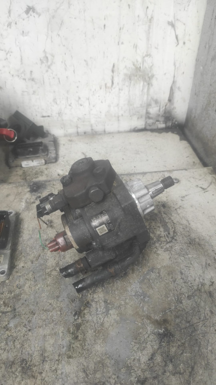 Pompa inalte Mazda 2.0 diesel 294000-0422