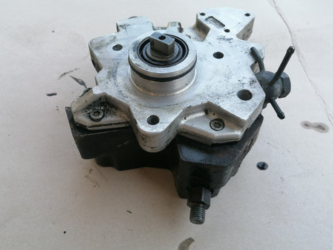 POMPA INALTE MOTORINA KIA SPORTAGE CARENS Hyundai TUCSON SANTA FE 2.2 SAU 2.0 EURO 4 0445010121 3310027400