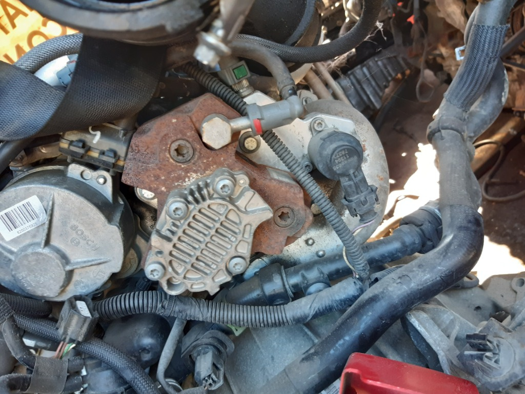 Pompa inalte renault 2.0 dci motor m9r