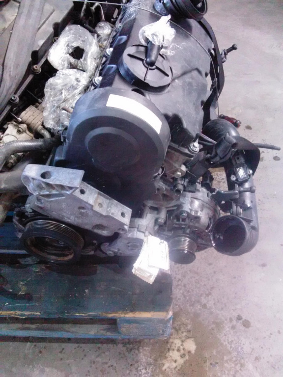 Pompa inalte Volkswagen Golf 5 Plus, 2.0TDI, an 2008, BMM.