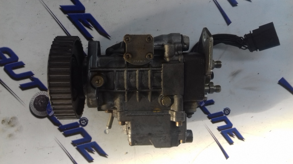 Pompa injectie 1.9 TDI cod motor ALH, coduri: 038130107D ; 0460404977