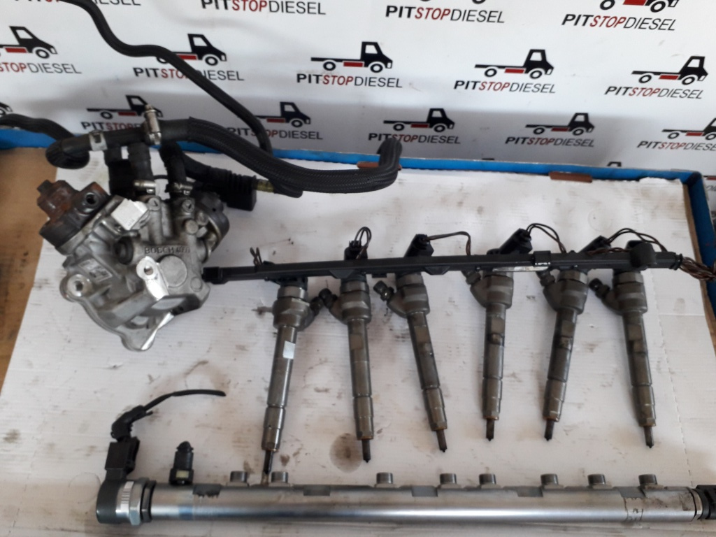 POMPA injectie BMW 3.0 D F10 2011 2012 2013 2014 2015 2016 0445010634 7823463 0445 010 634
