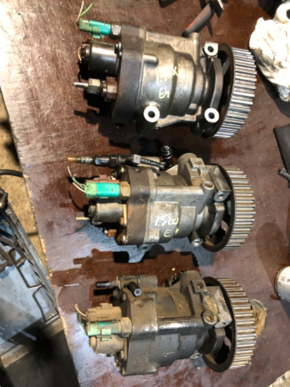 Pompa injectie Dacia Logan Renault Clio Megane 1.5 dci cod 8200057225
