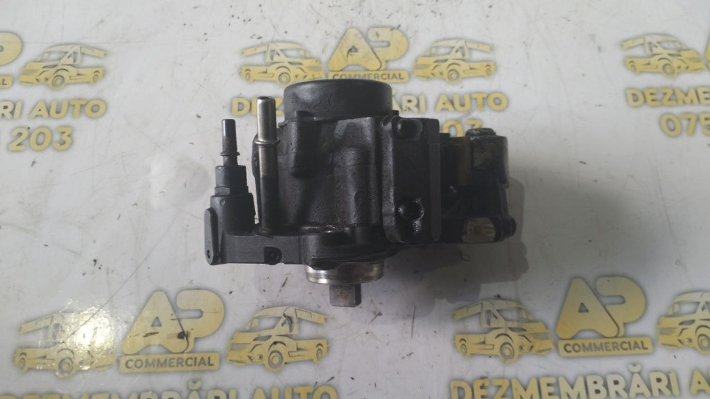Pompa injectie FORD Focus Mk3 Sedan (DYB