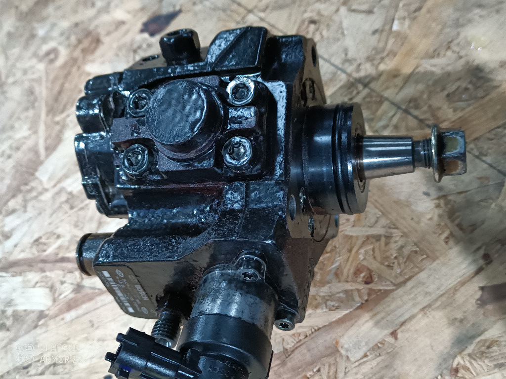 POMPA INJECTIE Hyundai I20 I30 I40 XI35 D4FD D4FB kIA Sportage Ceed 1.6 1.7 crdi Euro 5 0445010206
