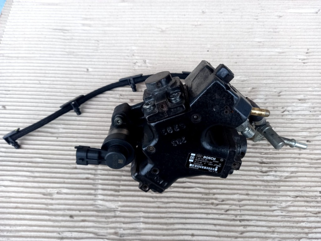 Pompa injectie inalta presiune Opel Corsa E motor 1,3 cod B13DTE
