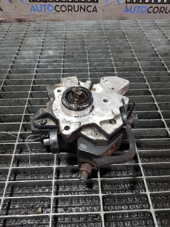 Pompa injectie / inalte Kia Sportage II 2.0 Diesel 2006 - 2010 140CP D4EA Euro4 0445010121